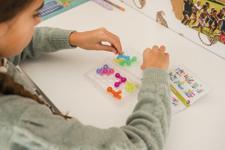 SmartGames - IQ Bubbles (2025 New!)