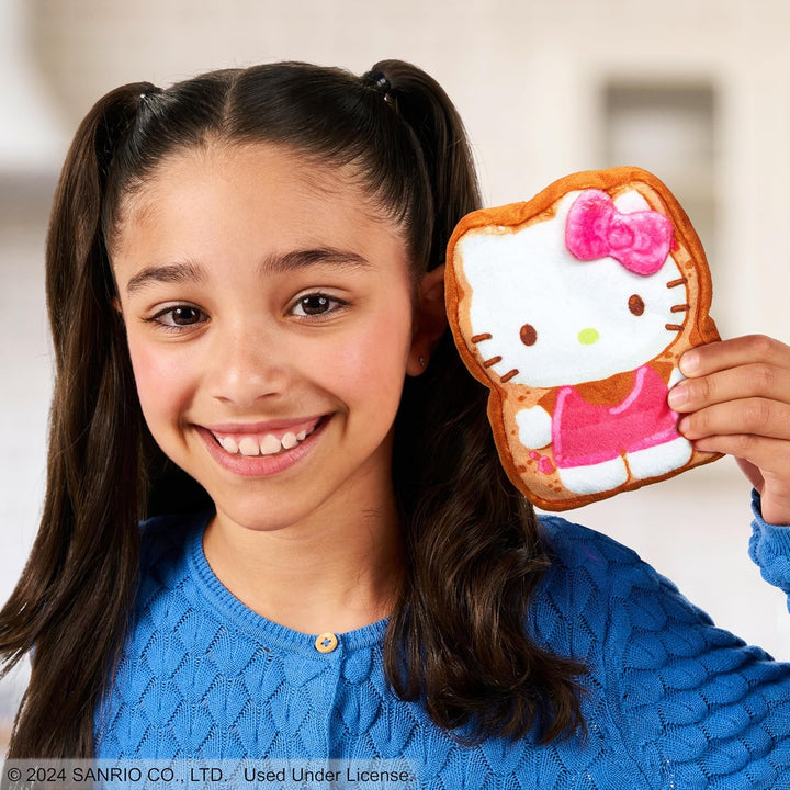 Hello Kitty - Cookeez Makery Toasty Treatz Toaster with Scented Plush