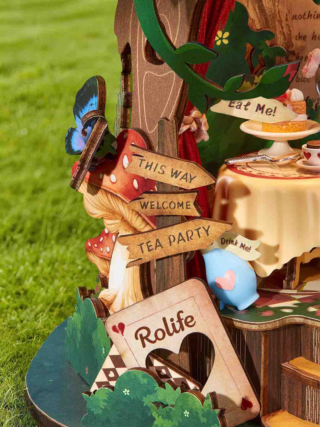 AMT03 Forest Tea Party — official product image 7