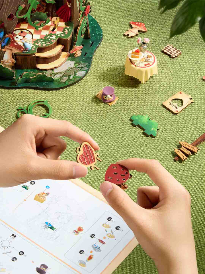 AMT03 Forest Tea Party — official product image 12