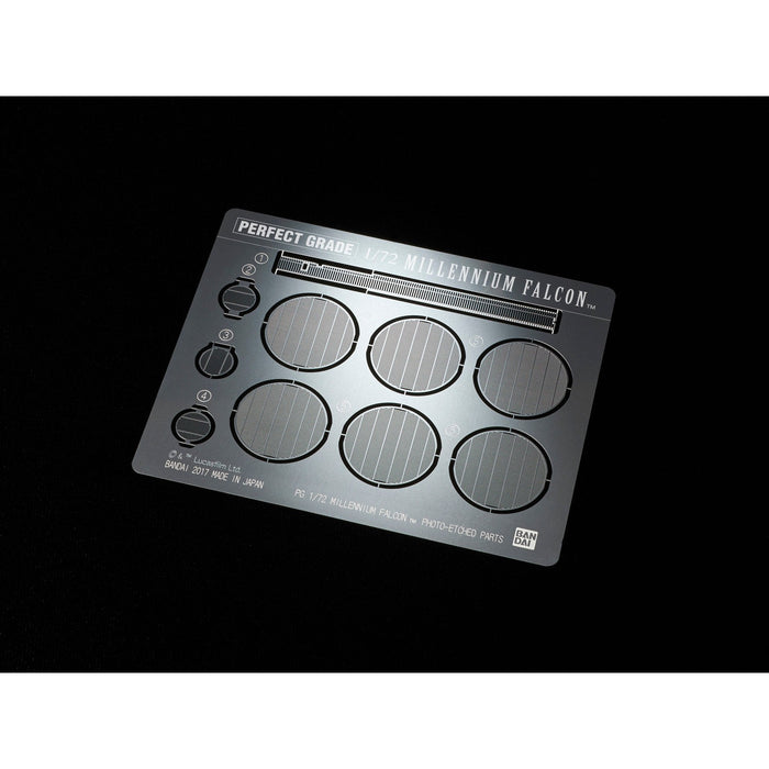 Bandai Star Wars - PG 1/72 A New Hope Millennium Falcon Model Kit