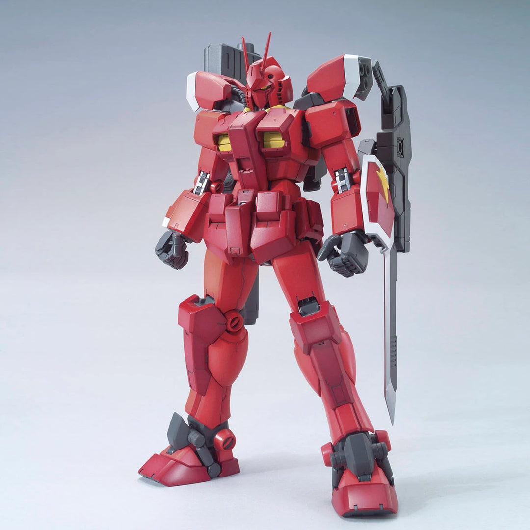 GUNDAM - P-Bandai: MG 1/100 Gundam Amazing Red Warrior Damaged Box