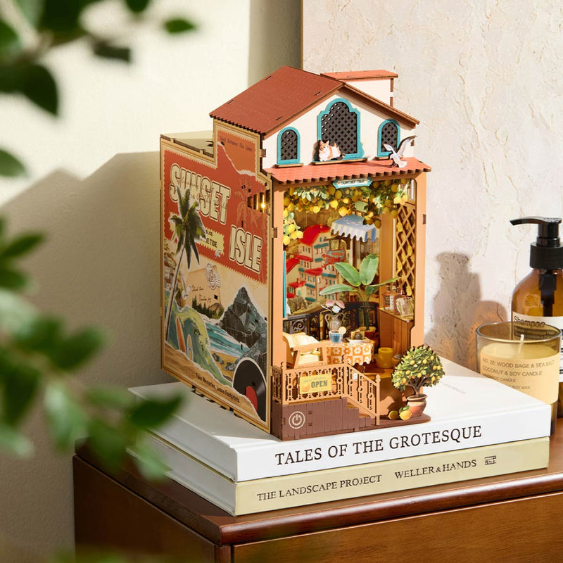 Rolife Sunset Isle DIY Book Nook TGB18 [PRE-ORDER]