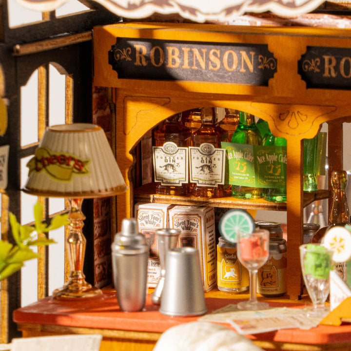 Rolife Tipsy Cat Bar DIY Miniature House DS054 [PRE-ORDER]
