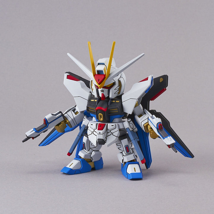 GUNDAM - SD Gundam EX Standard Strike Freedom Gundam