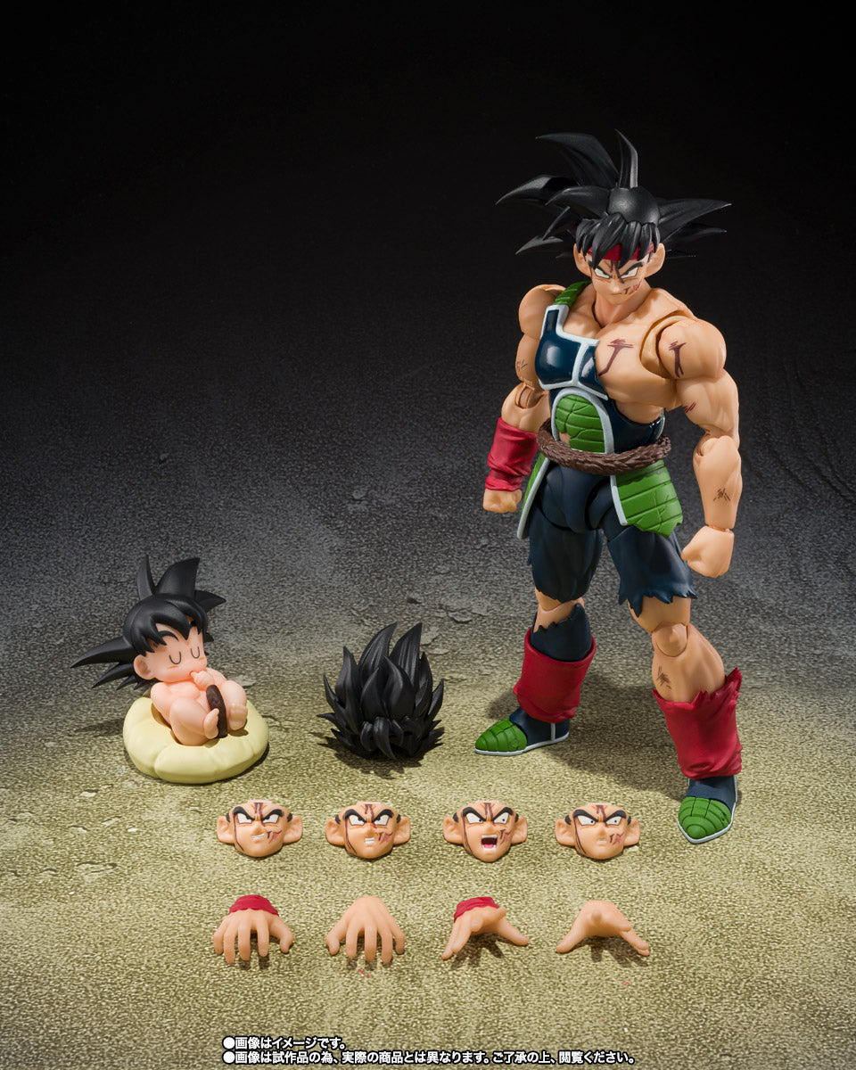 S.H.Figuarts Bardock The Father Of Goku complete figure and interchangeable accessories