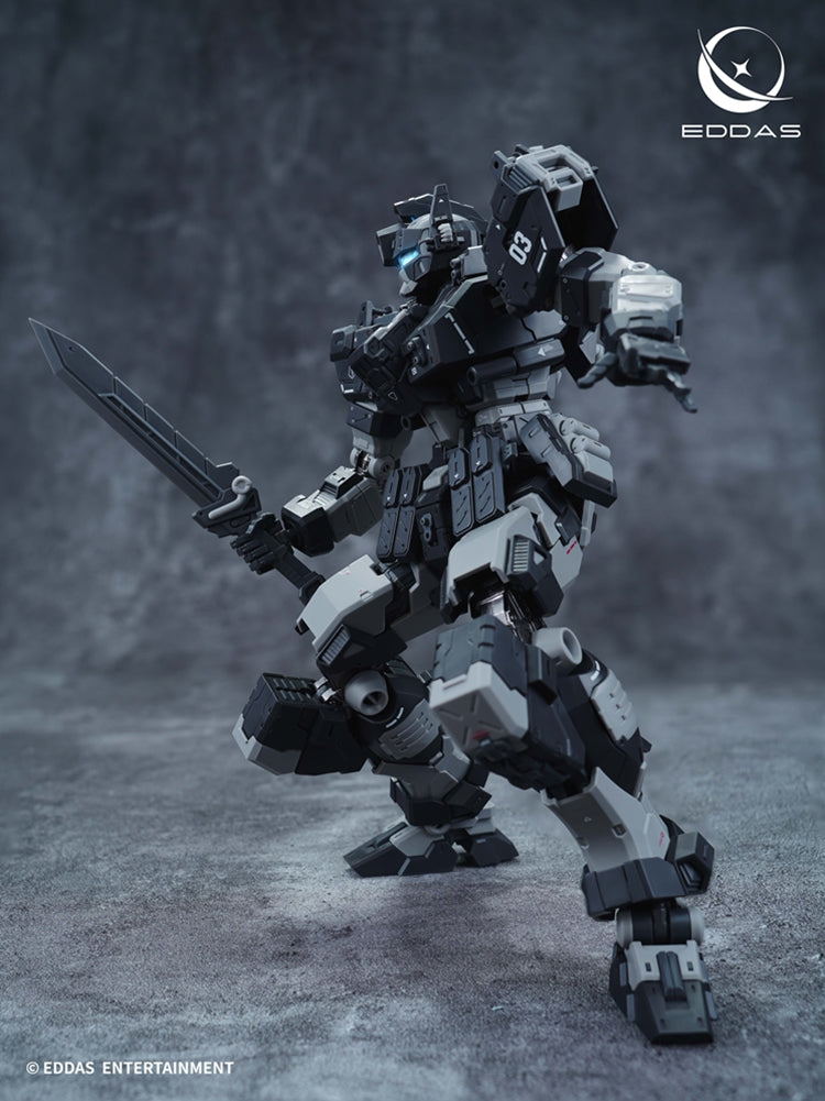 EDDAS 1/100 NGMPM02 Nomes Heavy Firepower model holding the included short sword