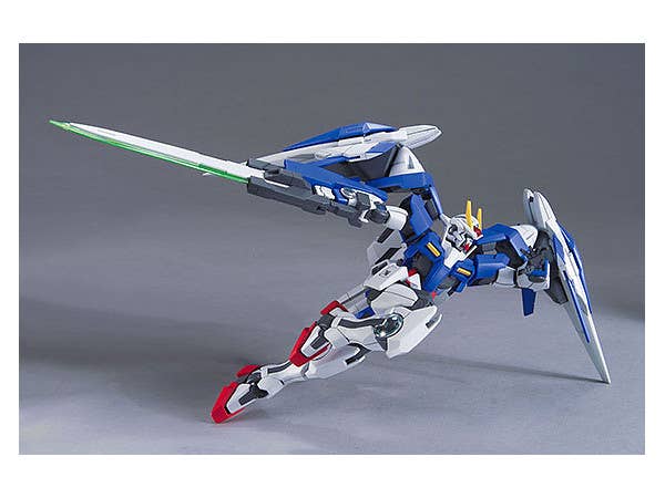 GUNDAM - 1/144 HG 00 Raiser + GN Sword III - Product Detail 3