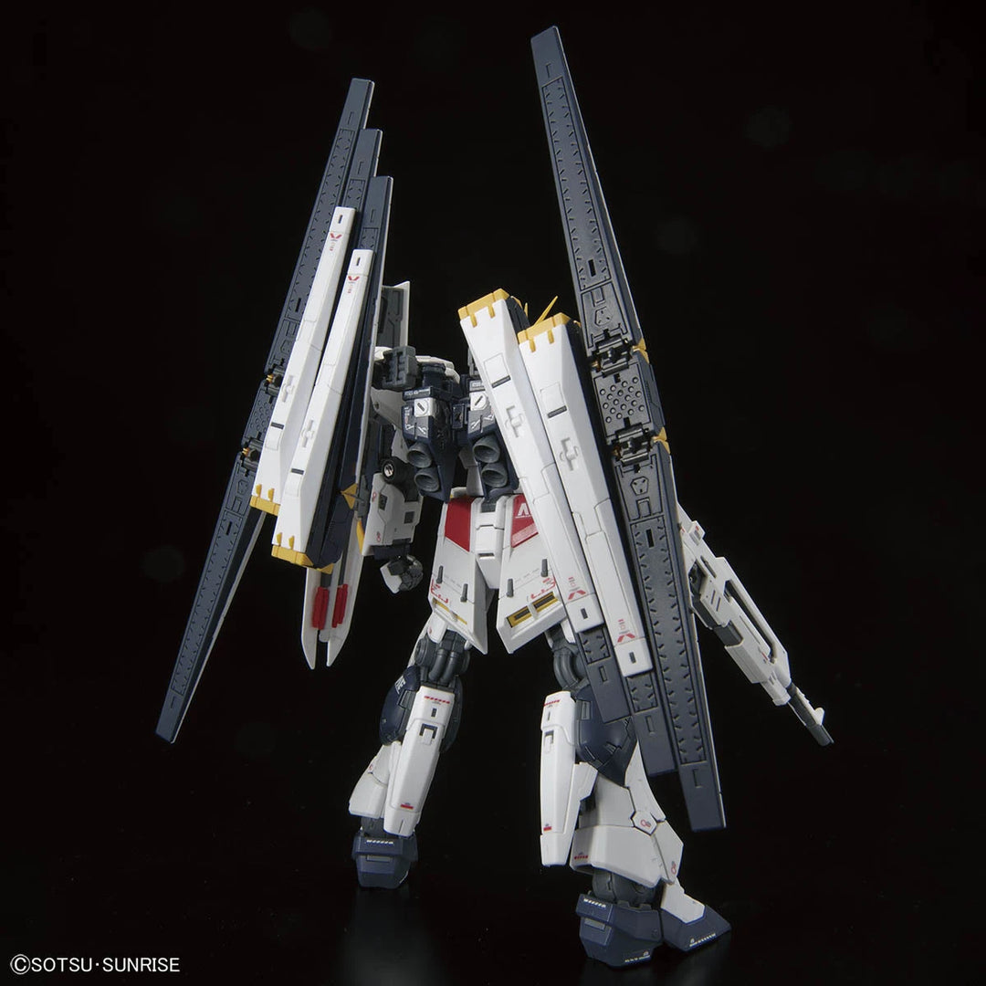 GUNDAM - P-Bandai: RG 1/144 RX-93 nu Gundam (Double Fin Funnel Type)