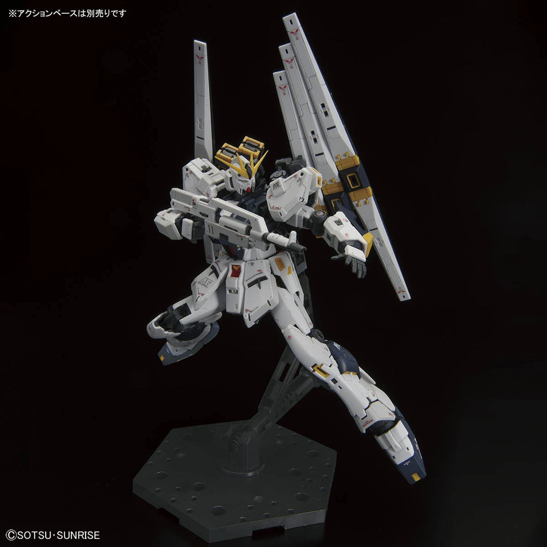 GUNDAM - P-Bandai: RG 1/144 RX-93 nu Gundam (Double Fin Funnel Type)