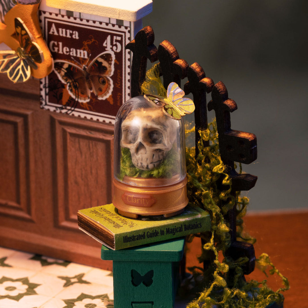 Potions Workshop decorative skull bottle