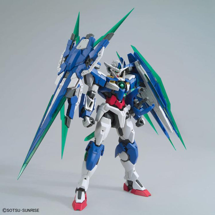 GUNDAM - MG 1/100 00 QAN[T] Full Saber